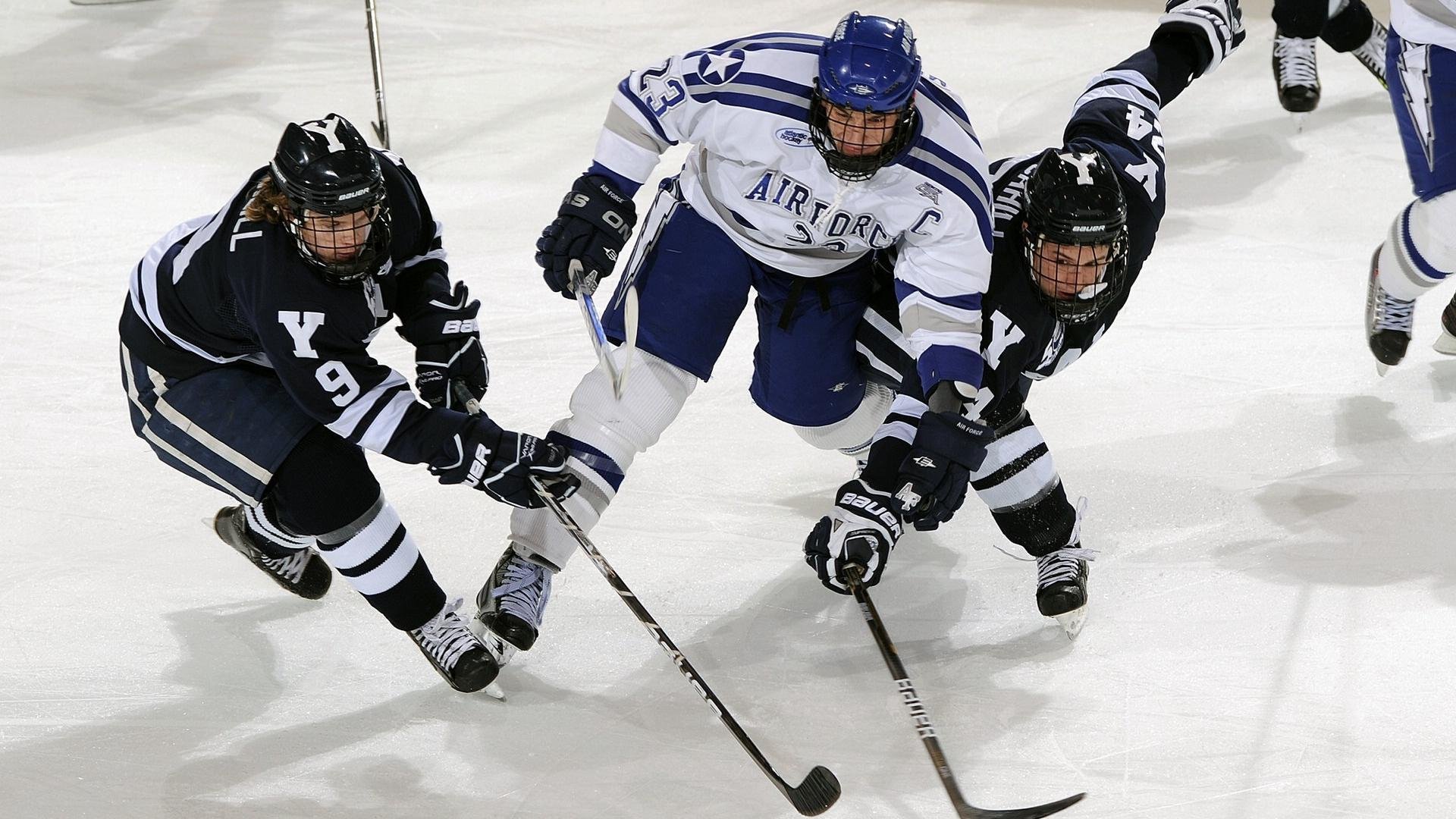 开云体育APP下载-英超终场哨响:极速反击摘得胜利,英超中场新星